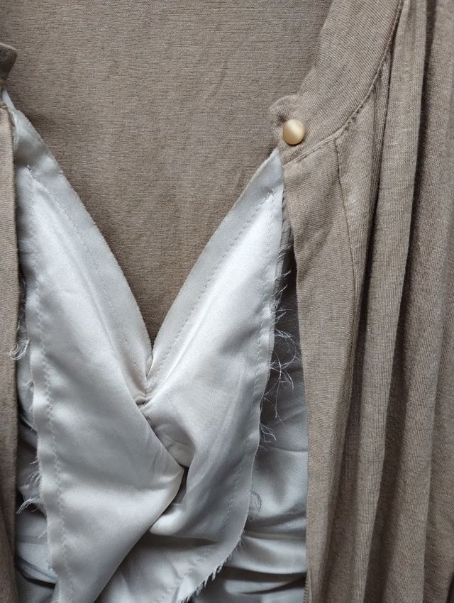 Maglia cardigan beige con top