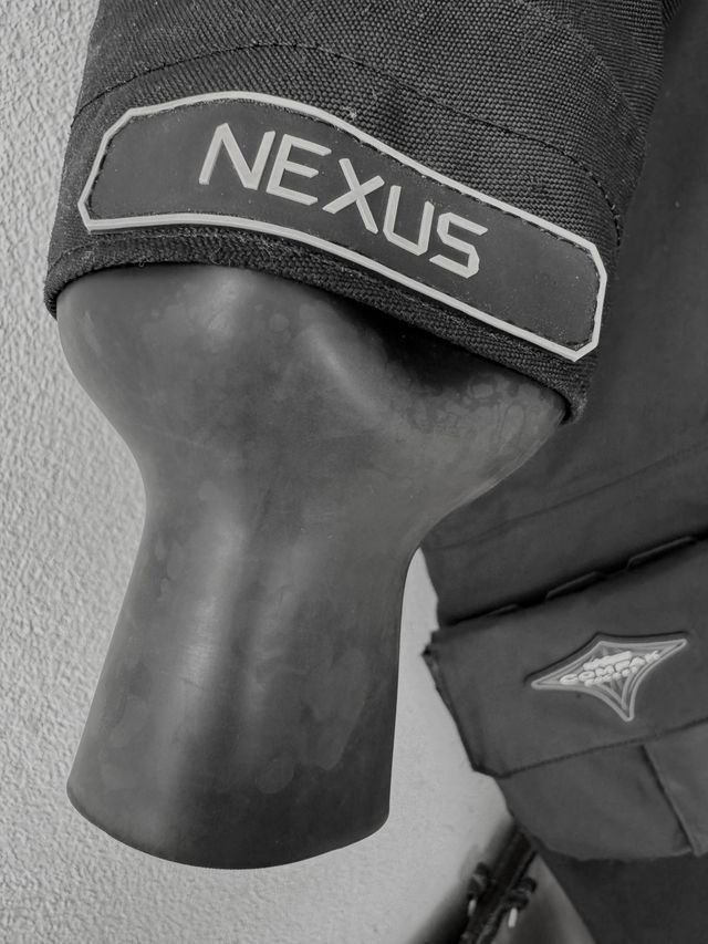 Fato Seco Mergulho - Whites Lexus "M"