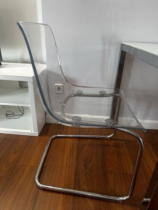 Mesa y 2 sillas metal y cristal