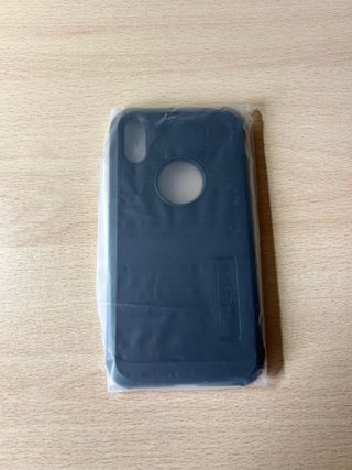 Funda iPhone XR Spigen