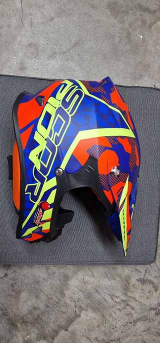 Casco Scorpion  enduro/supermotard