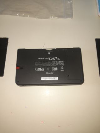 Nintendo DS XL Roja - Super Mario 25 aniversario