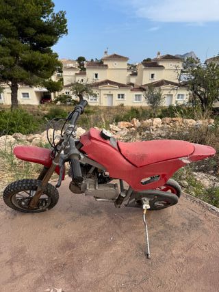 Mini moto 50cc roja