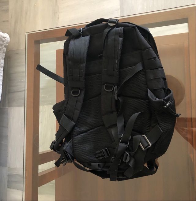 Mochila táctica marca Memories. 45 litros.