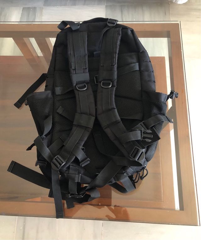 Mochila táctica marca Memories. 45 litros.