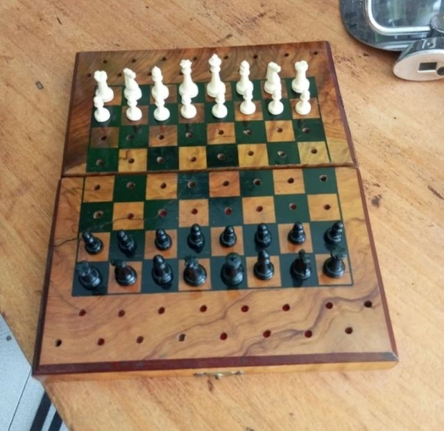 Scacchi viaggio legno antico