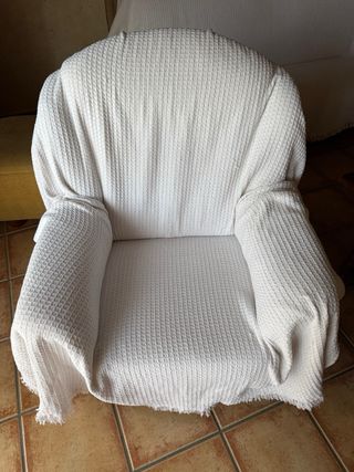 Sillón beige de tela seminuevo