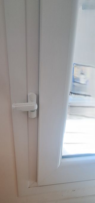 Puerta PVC abatible - Blanca