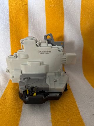 Cerradura puerta trasera AUDI G2N20230320-66