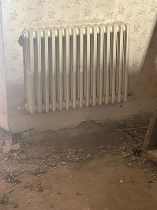 Radiadores antiguos de metal - 13 ud