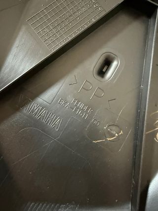 Portamatriculas original Yamaha XMAX 125/300