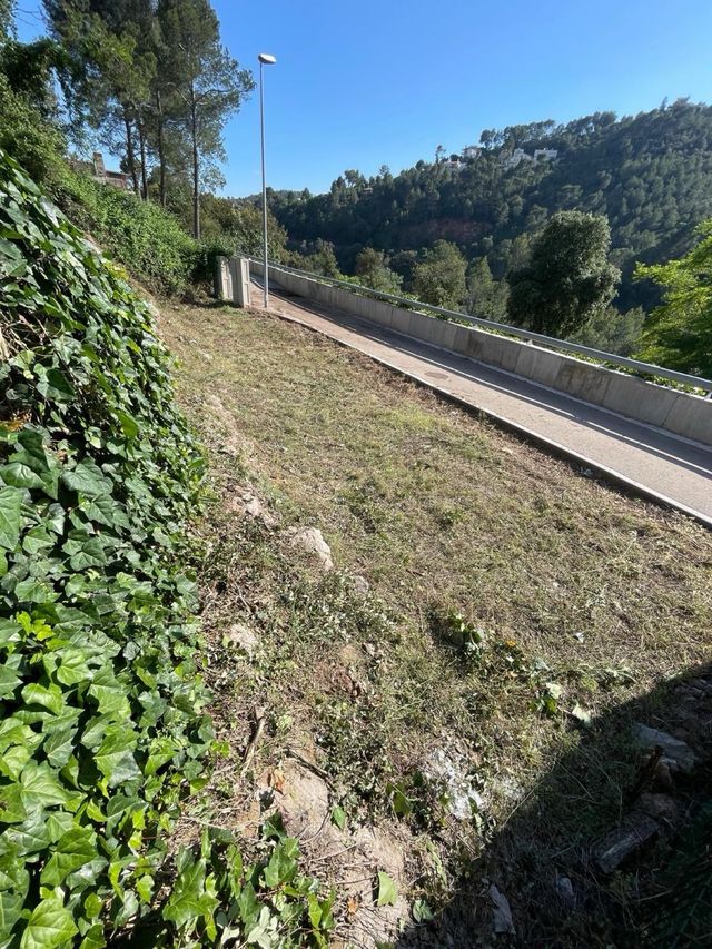 VENDO TERRENO AIRESOL D,CASTELLAR DEL VALLES