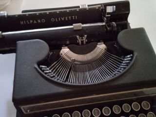 La máquina de escribir hispano olivetti Studio 46