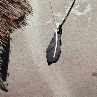 Colgante pluma acero | Cadena plata