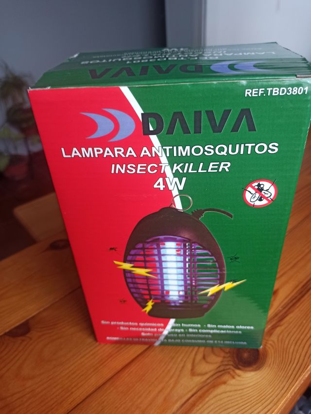 Mata mosquitos DAIVA 4W