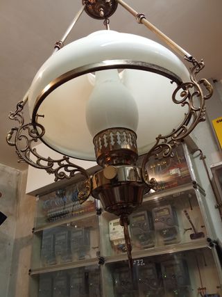 Lámpara techo antigua dorada