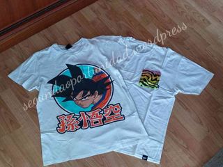 Lote 2 Camisetas Pull&Bear Y Goku Berhska