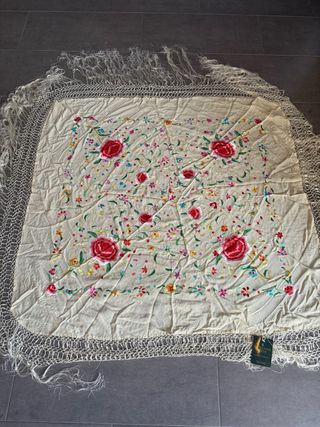 Manton Manila Artesania Textil Sevilla