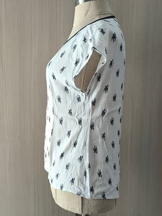 Blusa blanca estampada elefantes