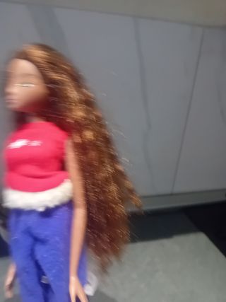 Barbie bambola capelli lunghi