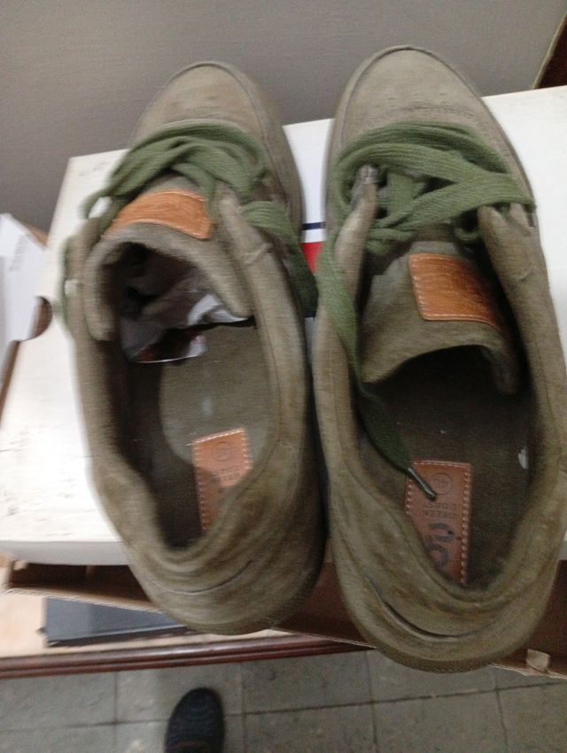 Zapatillas ante verde oliva