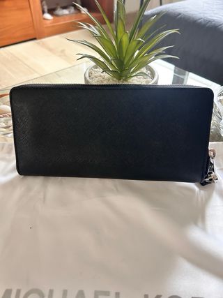 Cartera Michael Kors negra