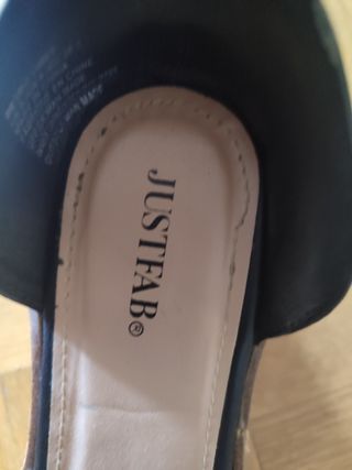 Sandalias