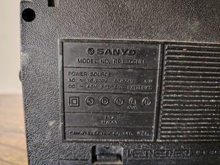 Radio Sanyo Vintage Portátil