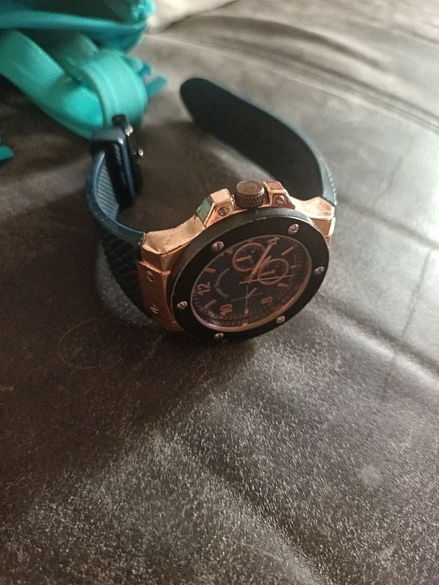 Reloj George Ricardos - Dorado y Negro