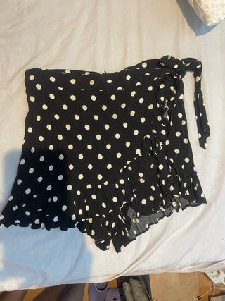 falda pantalon con lunares 