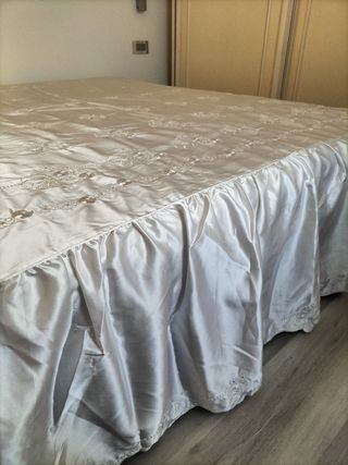 Copriletto raso bianco - Matrimoniale