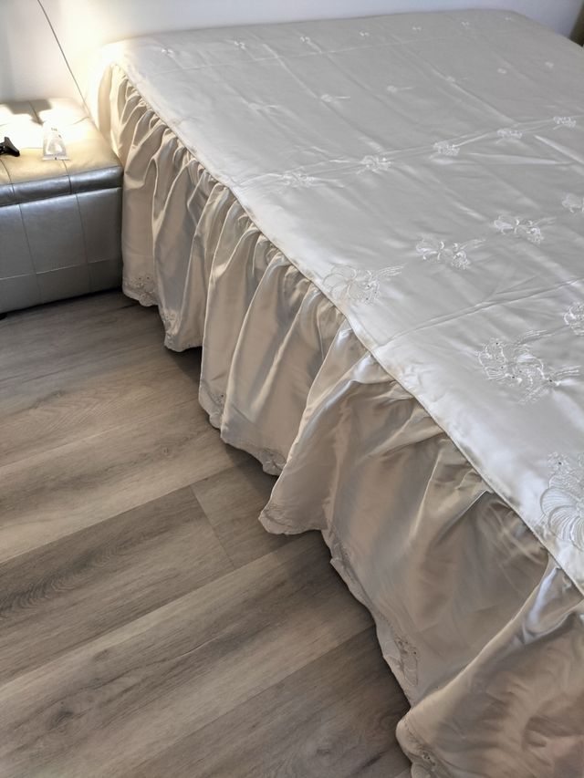 Copriletto raso bianco - Matrimoniale