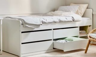 Cama Ikea Slakt c/almacenaje blanca. ESTÁ NUEVA