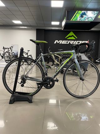 Merida Scultura 400 - Talla S/M