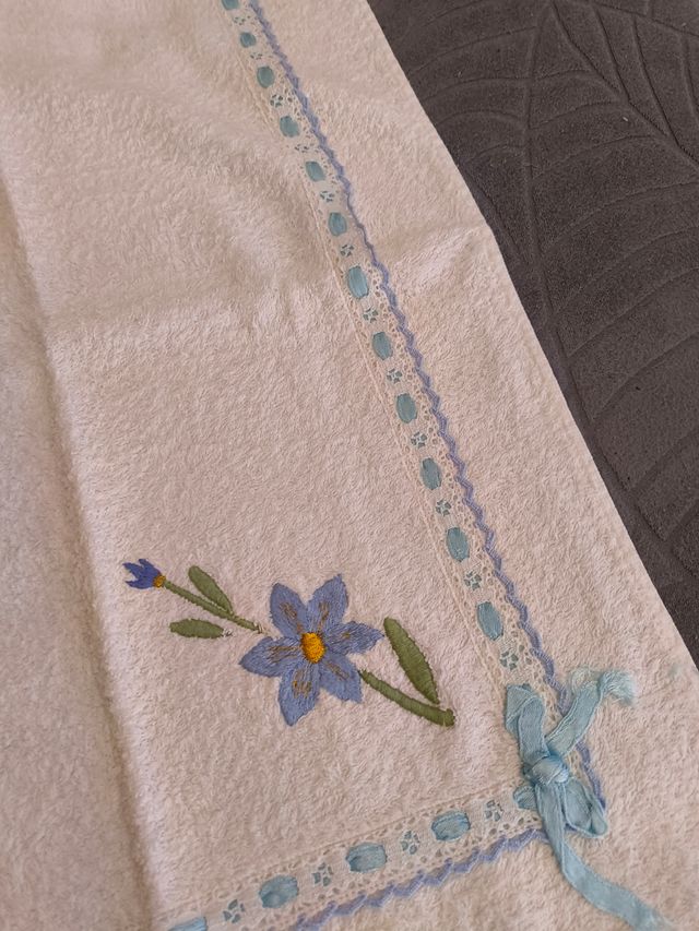 Asciugamani ricamati, cotone, bianco-blu