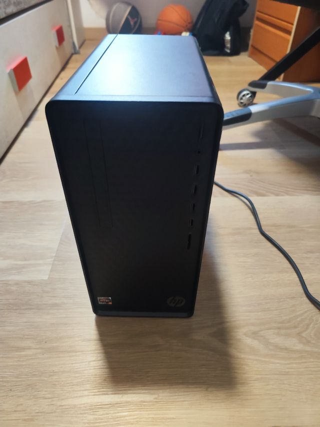 PC sobremesa - HP M01-F2025ns Mini Torre, AMD Ryze