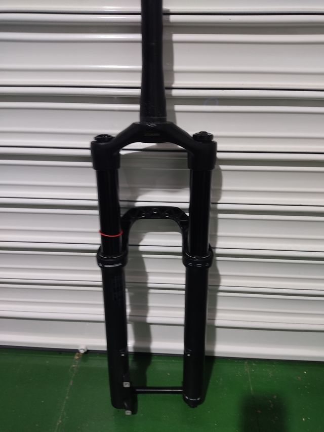 Horquilla RockShox 35