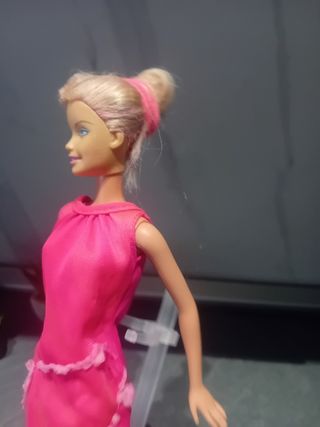 Barbie vintage ha le.braccia un po lento