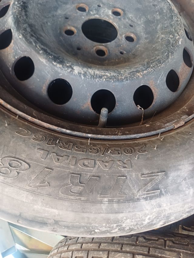  Rueda Mercedes Vito 639