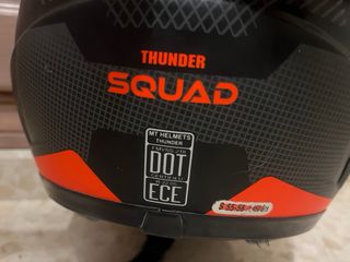 Casco MT Helmets negro-naranja
