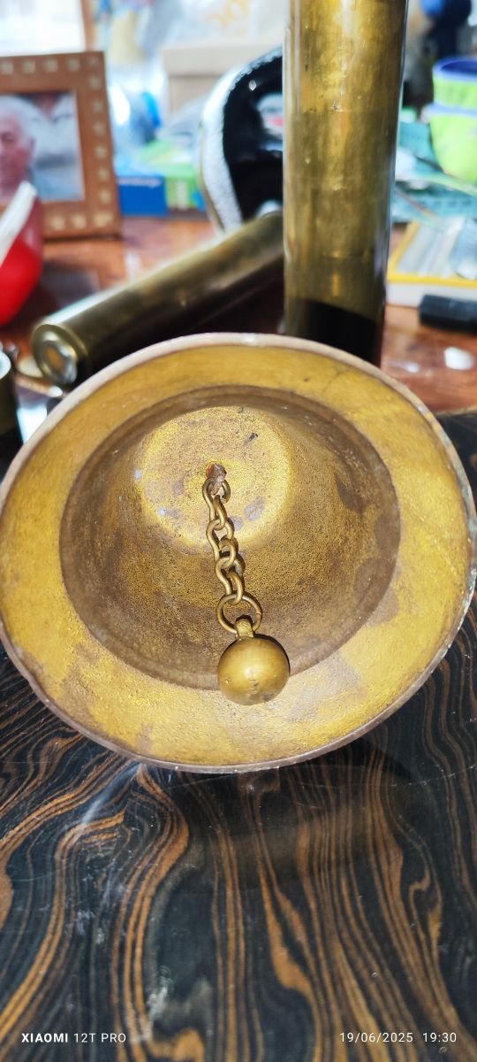 Campana de mano bronce gran tamaño