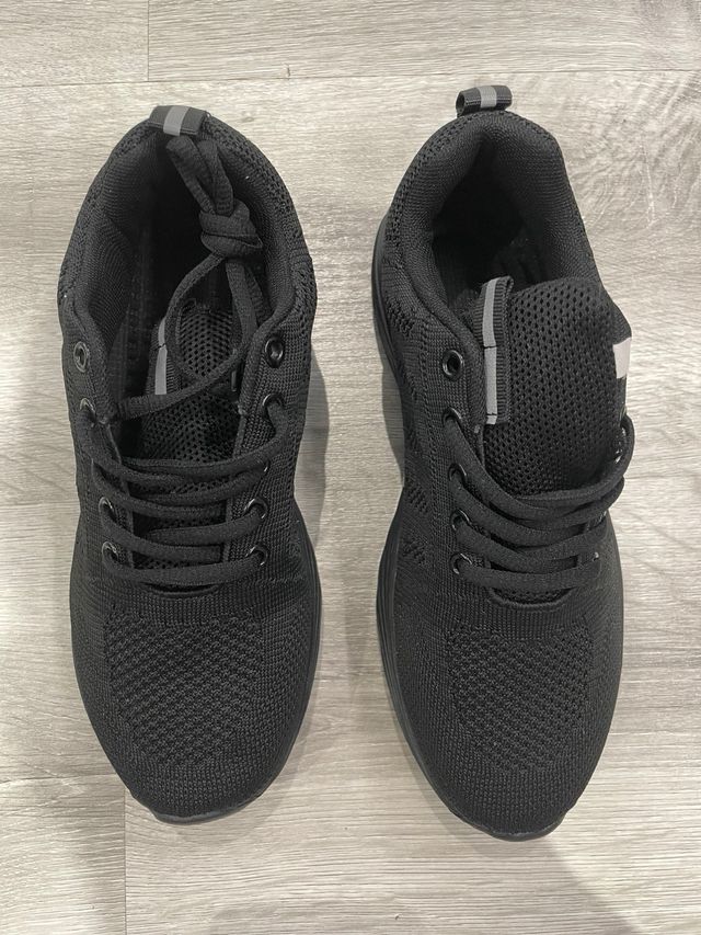 Zapatillas deportivas negras