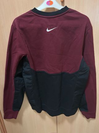 Sudadera Nike Air burdeos y negra 
