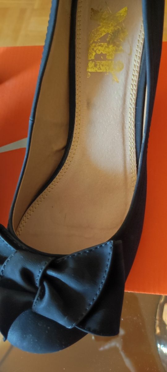 Zapatos tacón azul oscuro mujer