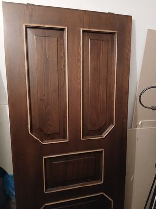 Porta a scrigno noce scuro 