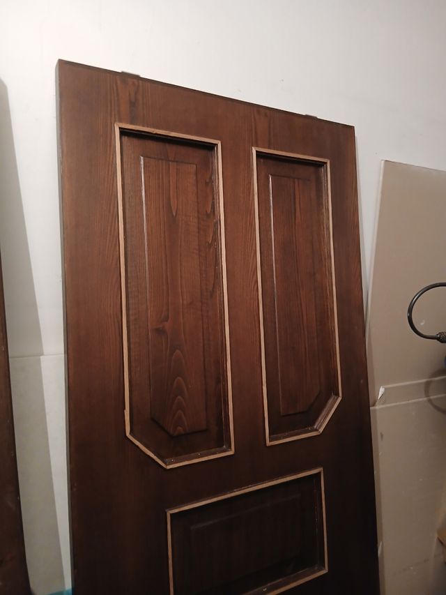 Porta a scrigno noce scuro