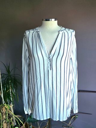 Blusa Rayas Azul Marino Blanco