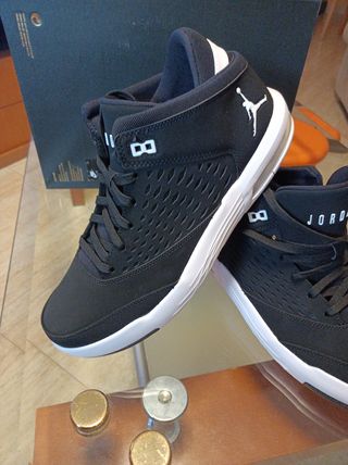 Zapatillas Jordan negras