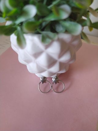 PENDIENTES ARO ESTRELLA