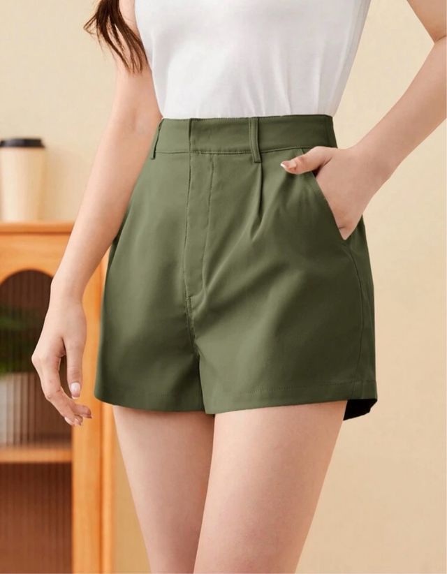 Shorts verde militar M